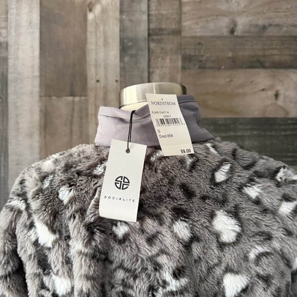 NWT! Socialite faux fur gray leopard print jacket small feminine glam winter - Picture 5 of 10